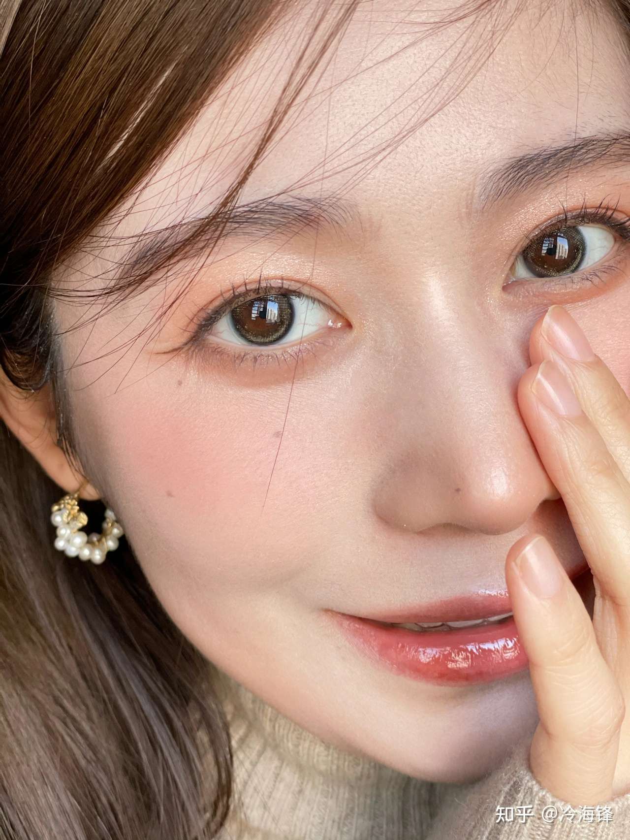 淡颜系奶茶妆容大家get了吗