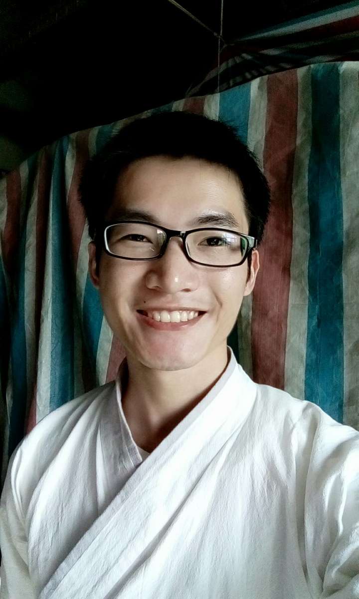 你们会喜欢斯文眼镜男吗?