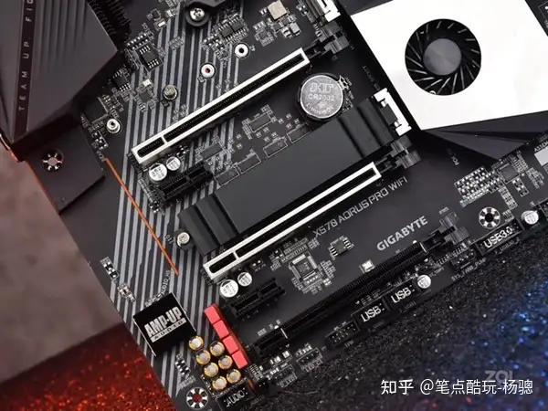 PCIe4.0 插PCIe3.0的固态硬盘可以么？ - 笔点酷玩的回答- 知乎