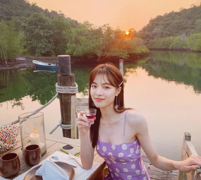 女生的小雛菊長什么樣(不是花)（少女雛菊ins圖片）