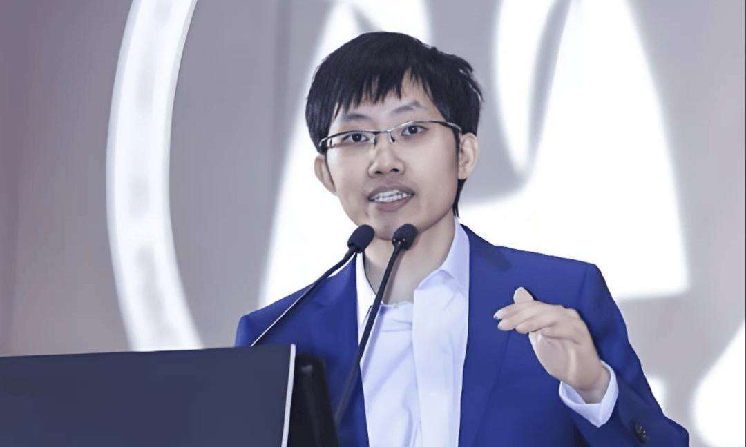 全网都在等梁文锋