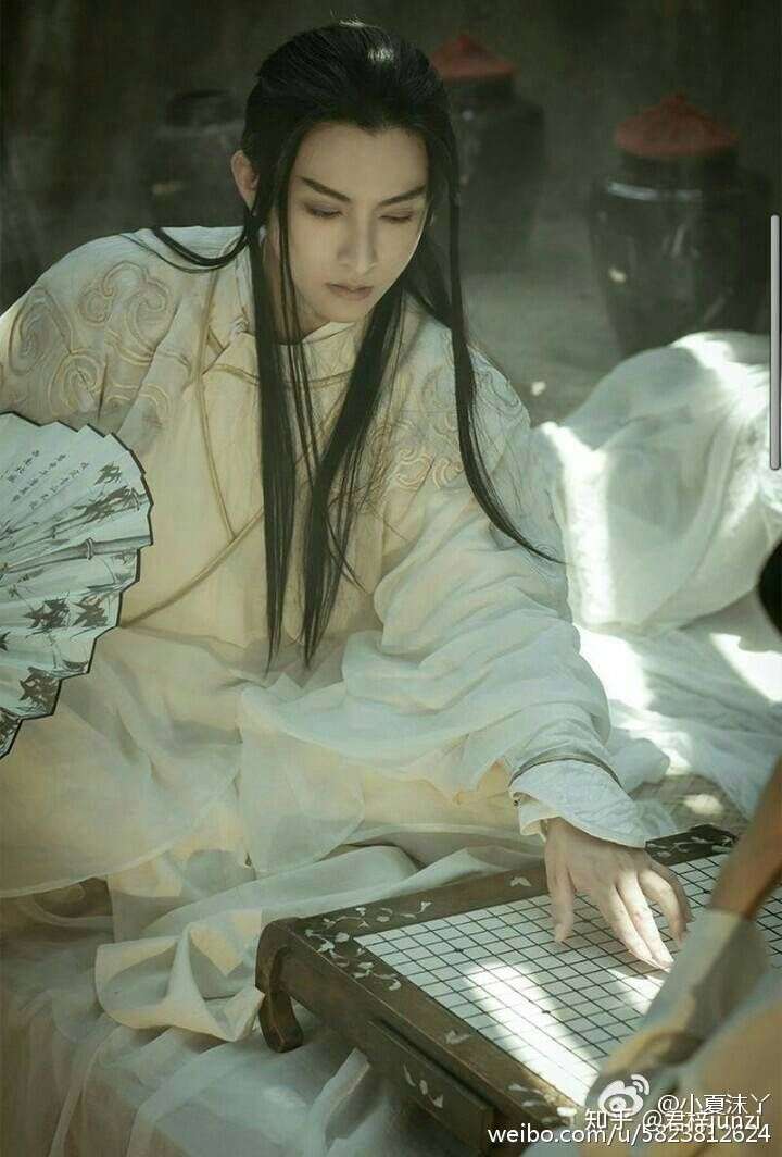 你見過哪些真人像古風小說中溫潤如玉的公子?