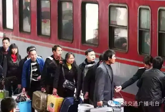 广铁集团恢复发售部分春运车票