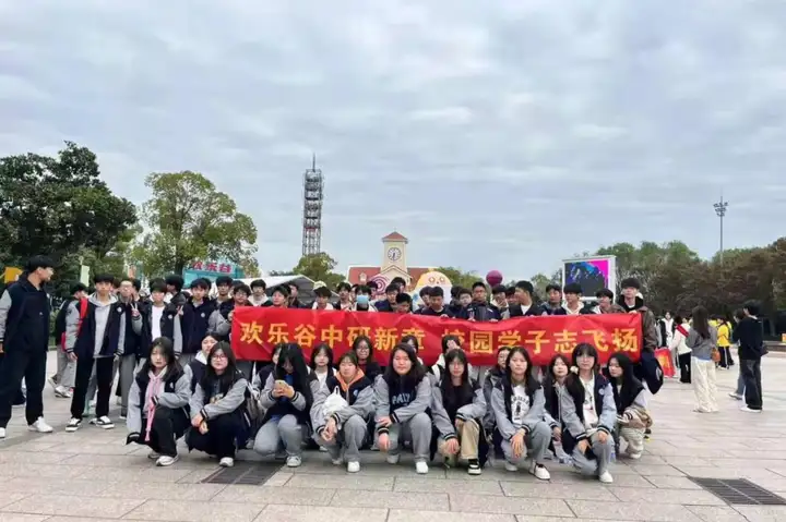以奋斗为笔 书写青春华章 | 会计事务2401班风采展