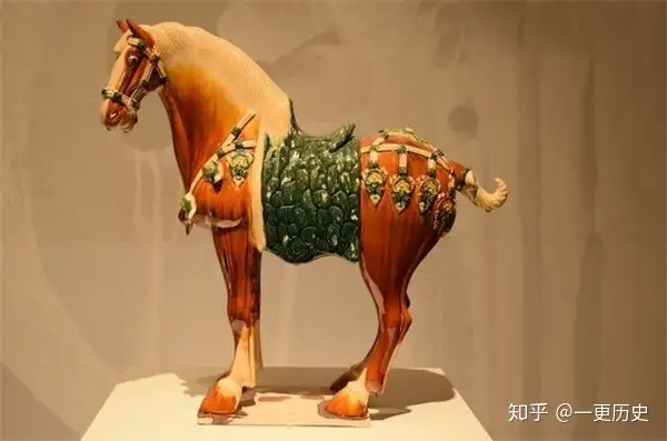中国陶器的鼎盛，细说唐三彩的文化价值- 知乎