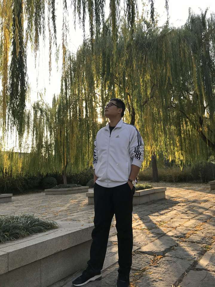 认识/遇到身高一米九的人是种怎样的体验?