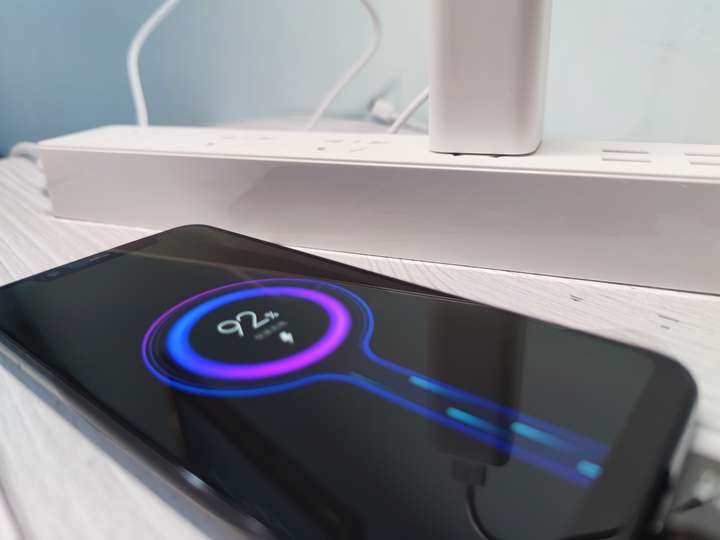 电友氮化镓65W三口充电器，小身材大能量