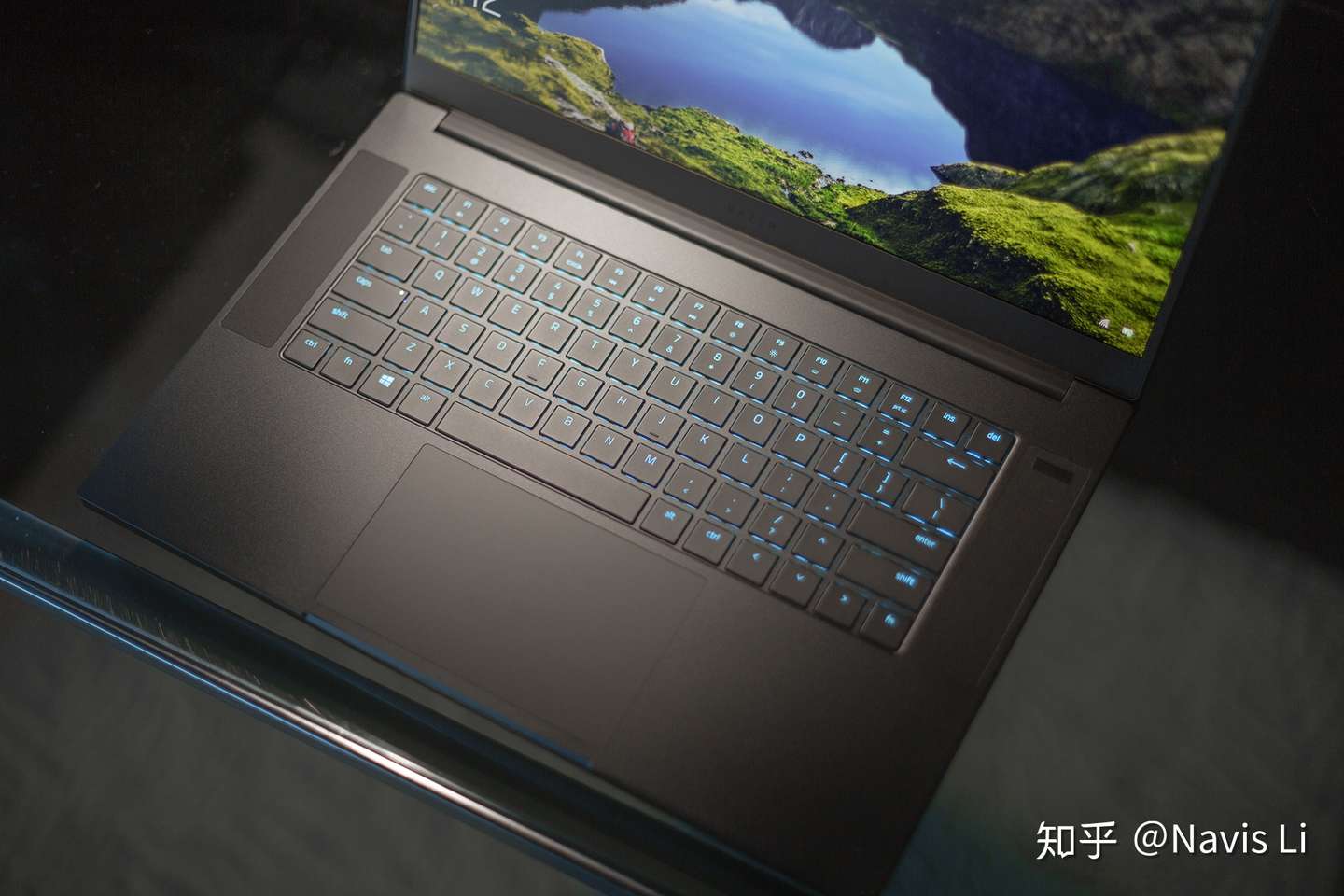 更亲民的轻薄旗舰 雷蛇灵刃15 标准版长测 知乎