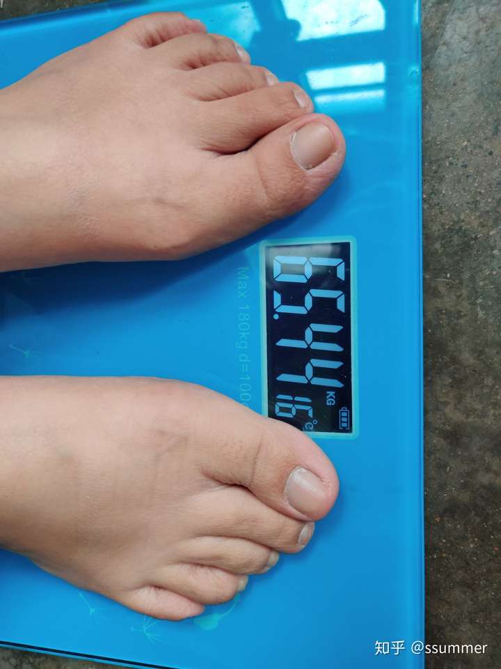 一年内减肥成功是怎样一种体验?