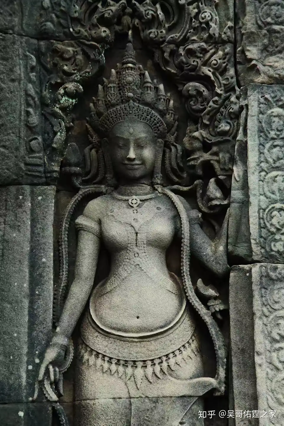 柬埔寨吴哥窟寺庙中常出现的图形、符号和人物雕刻- 知乎