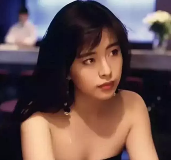 王祖贤为什么那么恨齐秦?两人之间究竟发生了什么?插图(7) 王祖贤为什么那么恨齐秦?两人之间究竟发生了什么?插图(7)