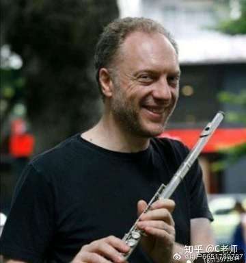 德国科隆音乐与舞蹈学院长笛教授robertwinn罗伯特温恩