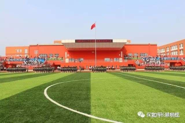 保定长城学校怎么样希望一个在长城上过学的帮我一下马上要上初中了急