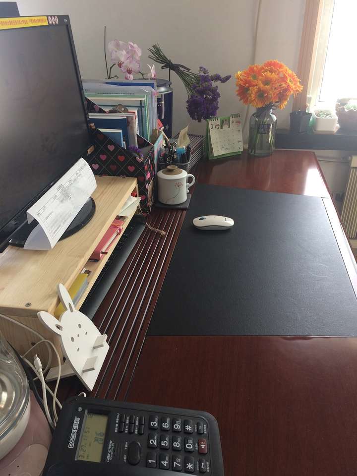 你的办公桌是什么样子的?