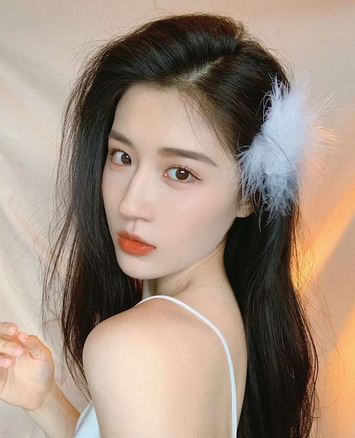 如何使自己的头发变得浓密