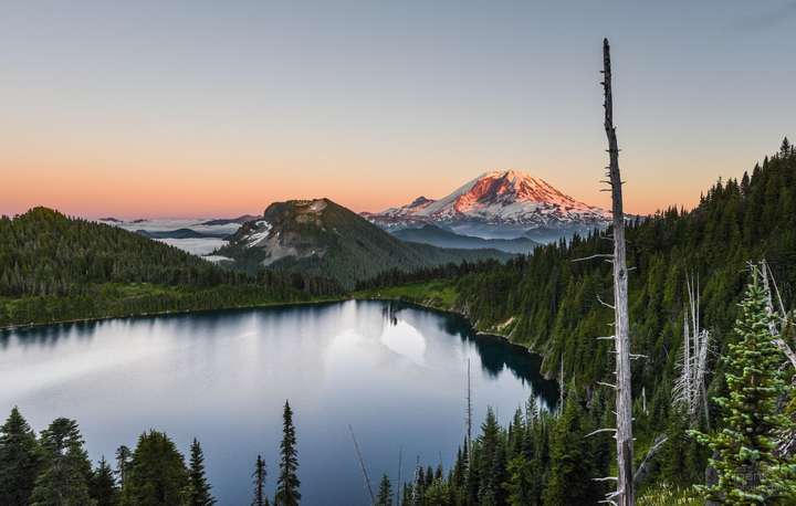 win10邮箱背景图片