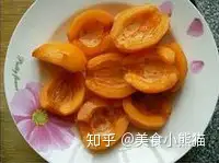 奶奶教我制作枇杷膏，原来步骤如此精细复杂，才能止咳清肺润喉!(怎么样制作枇杷膏)