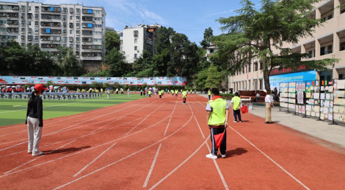 “雏鹰亮眼行动”授牌暨竹山县中小学生悦光明·千里眼大赛正式启动