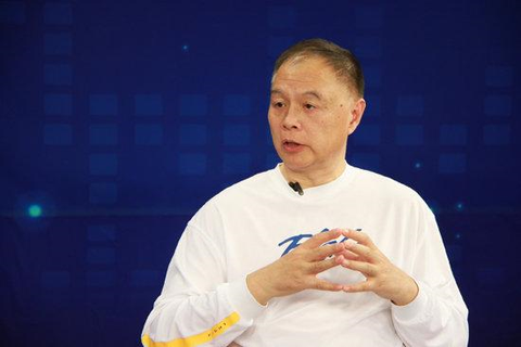 关注话题 分享 徐济成 柯凡 苏群 王猛 于嘉vs杨毅 张卫平 马健