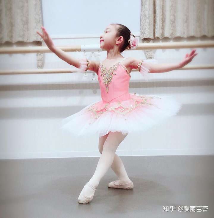 10岁女孩没有舞蹈基础学芭蕾还可以吗?