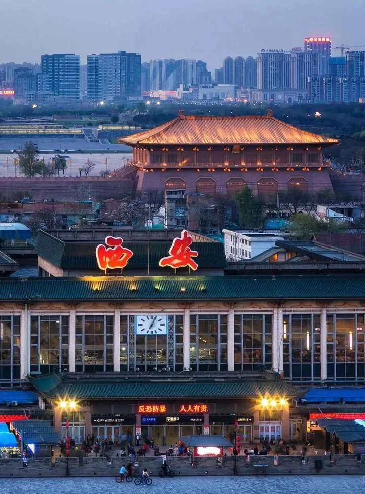 西安火车站大变身第三候车室投入使用