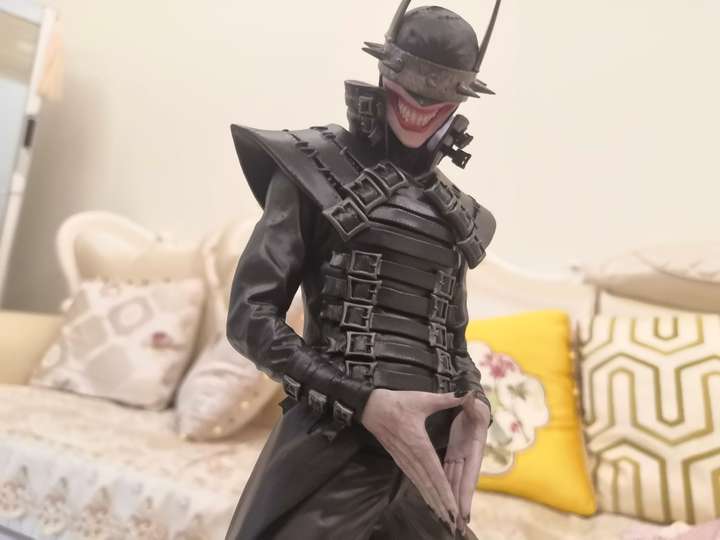 是不是我不知道,但是我觉得寿屋的这个狂笑蝙蝠好好看