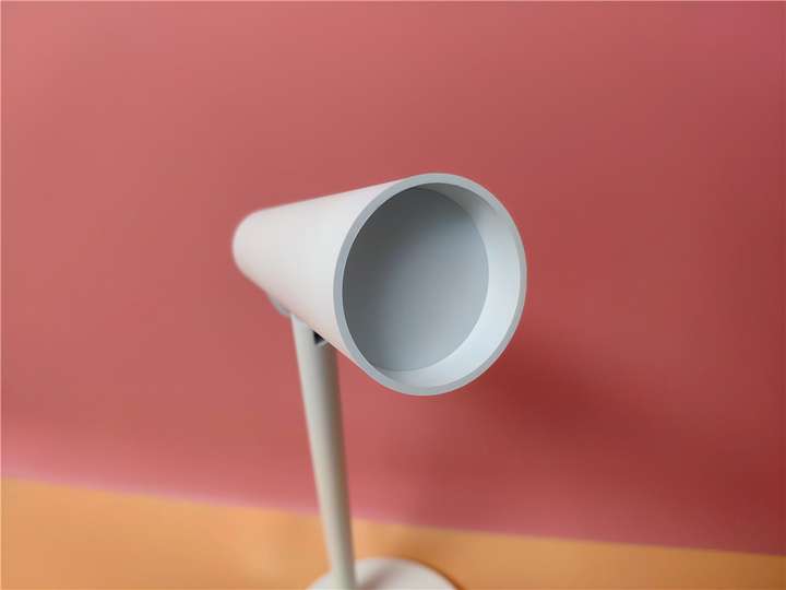 米家智能充电台灯评测：摆脱电源线束缚的光之小精灵