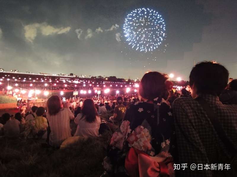 日本花火大会的起源 附日本年6月历史上最特殊的 花火大会 视频 双语字幕 知乎