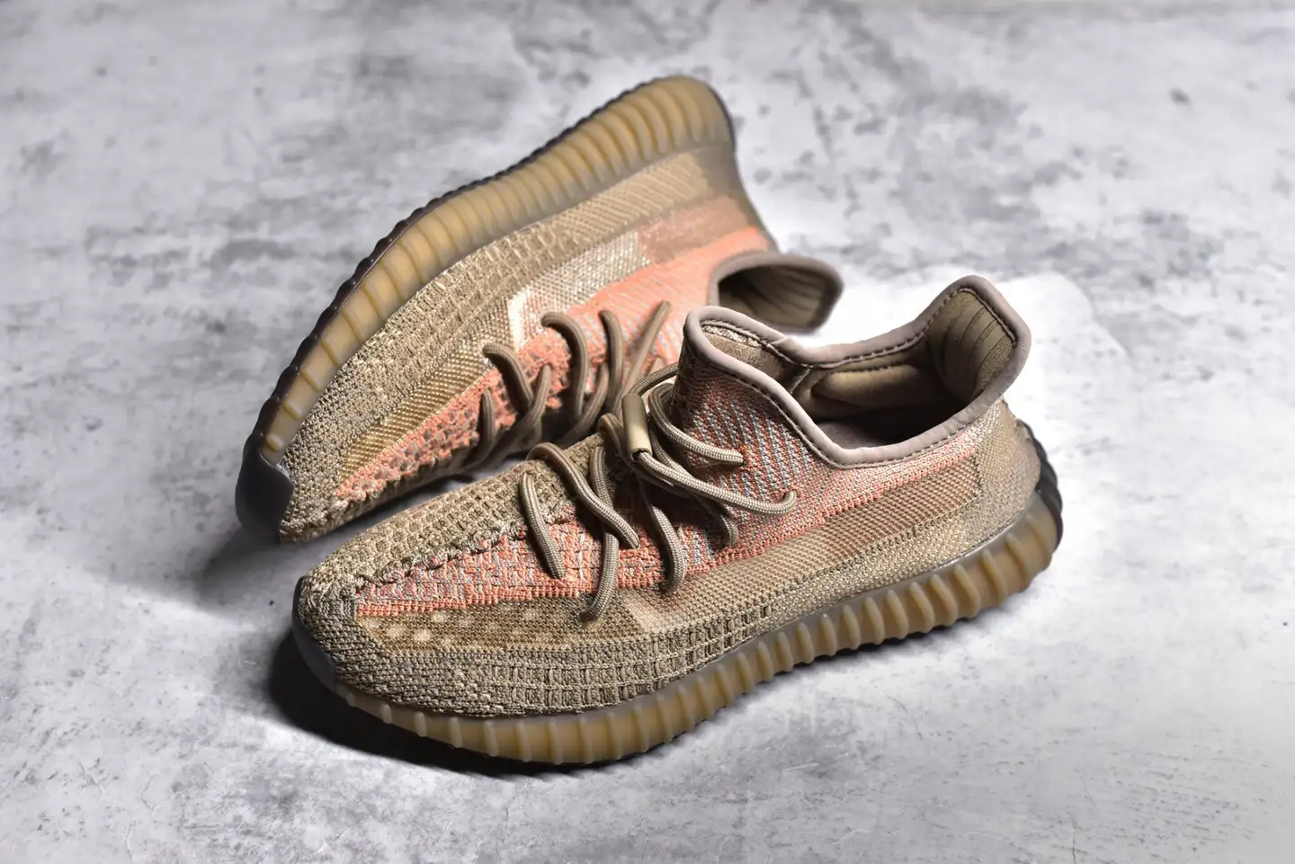 阿迪达斯椰子脏橙 Adidas Yeezy 350 V2 Boost Sand Taupe 低帮运动鞋- 知乎