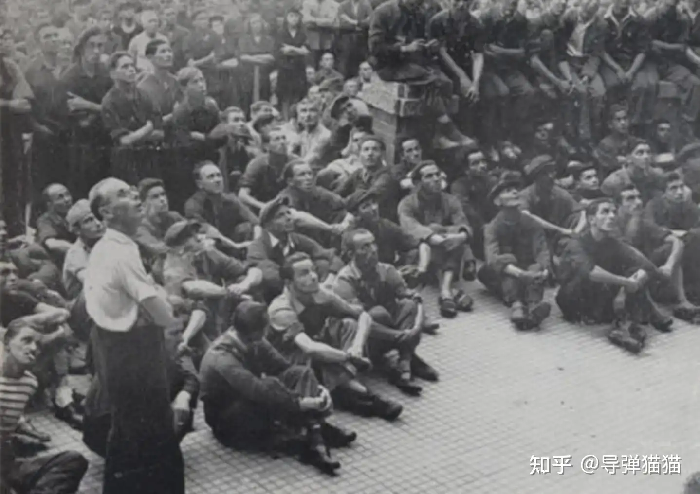 同样是战败国, 为什么意大利好像没受到太多惩罚？