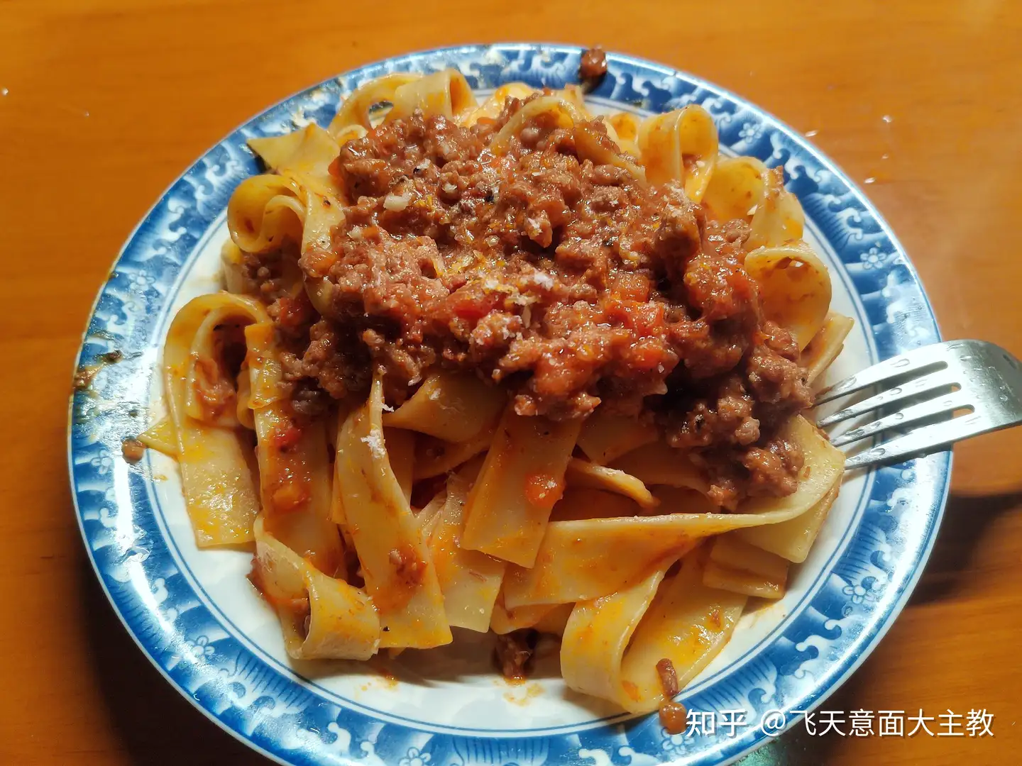 为什么我觉得意大利面就是剩菜卤子炒杂挂面？