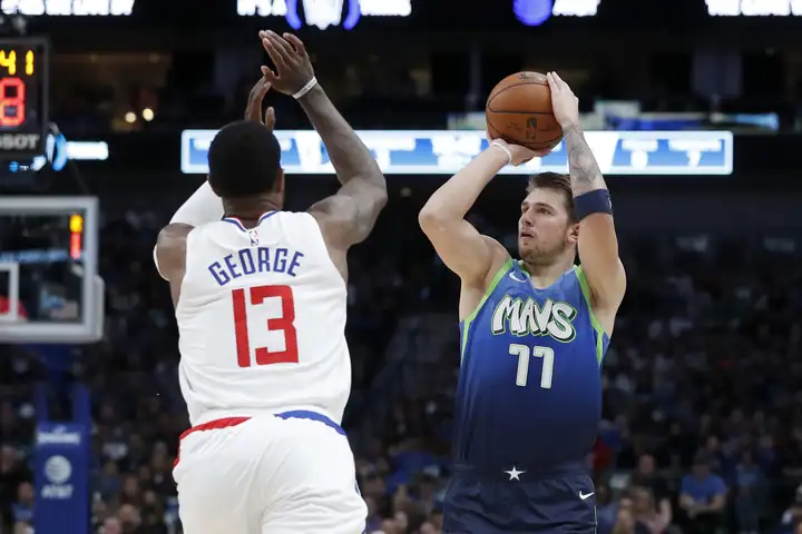 转发收藏！本赛季NBA季后赛首轮对决完整赛程出炉