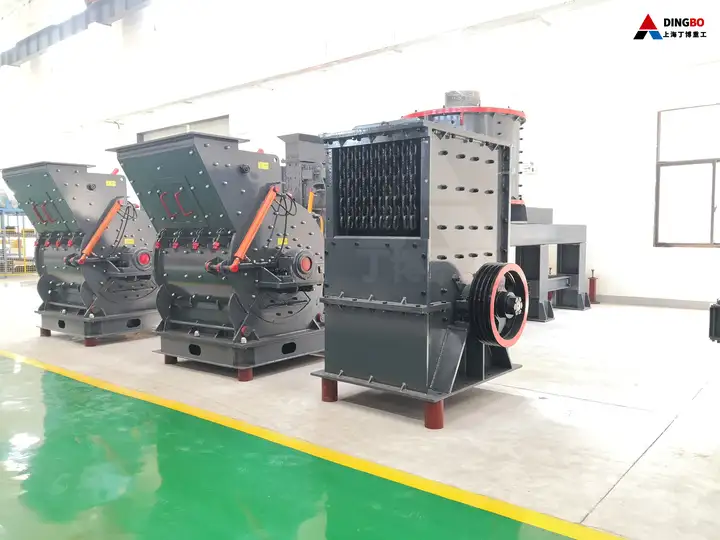 奔走相告(锤式破碎机)锤式破碎机设备,(图2) 奔走相告(锤式破碎机)锤式破碎机设备,(图2)