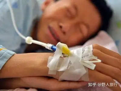 肝病出现的时候或许不止是肝疼皮肤上若出现4个表现尽量注意