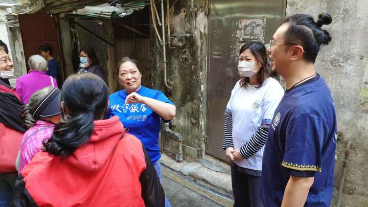 冬至送暖，爱心续航：香港枫燧堂携其学生爱心助力北河同行派饭活动