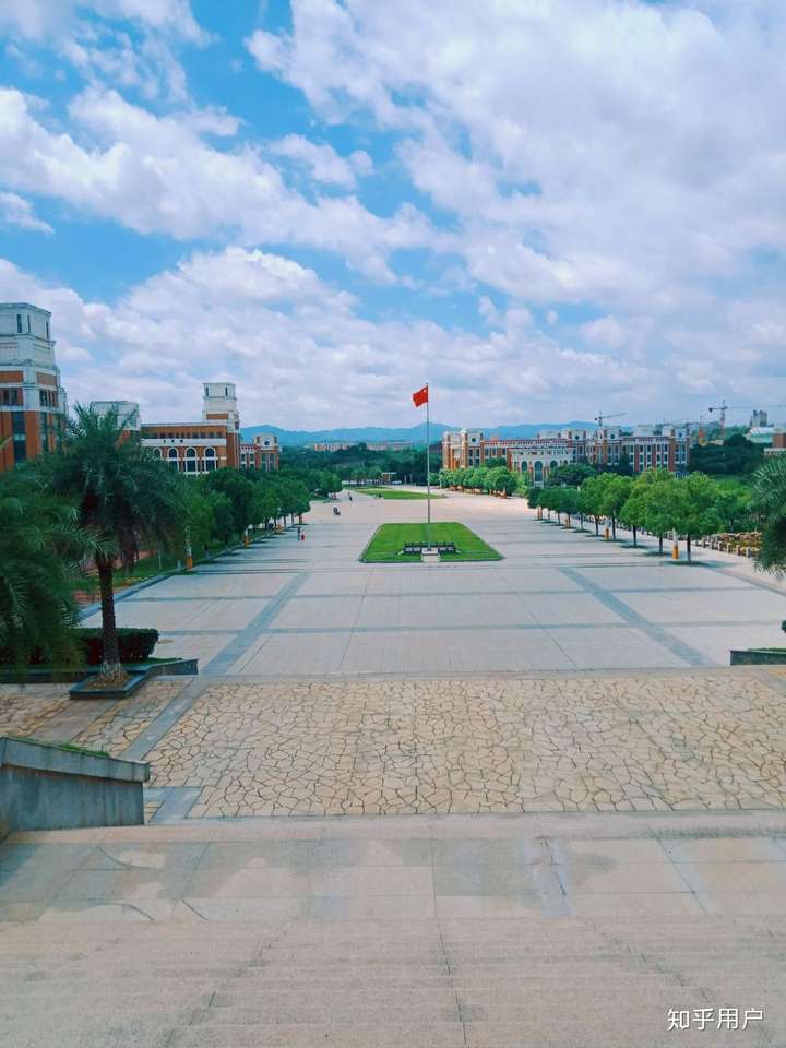 在赣州师范高等专科学校就读是什么体验