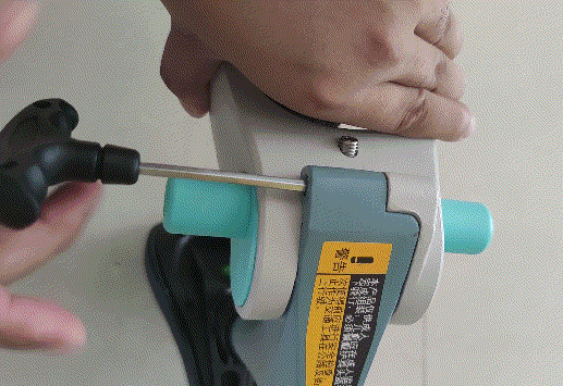 解放父母双手,2-7岁小朋友的运动伴侣,柒小佰儿童减震滑步车