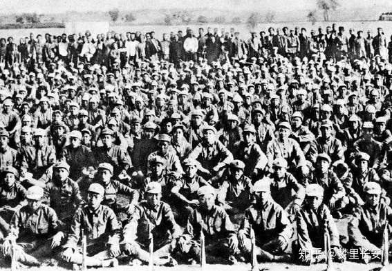 2人 赞同了该文章 在红军的历史上,一共出现过三个方面军,即 红一