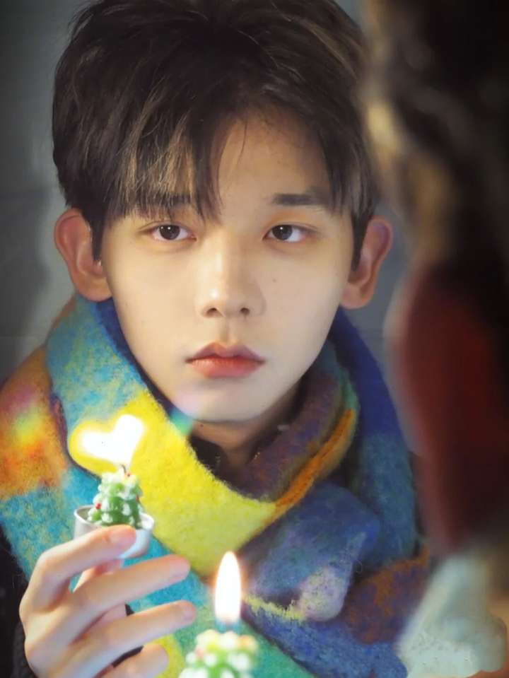 不高兴的小八怎么火起来的