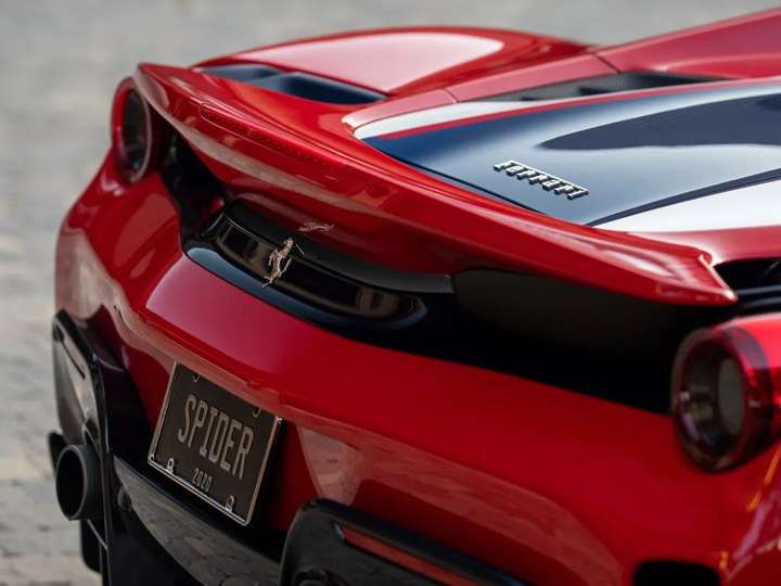 法拉利 488 pista 是如何做到内外兼修的? - 知乎