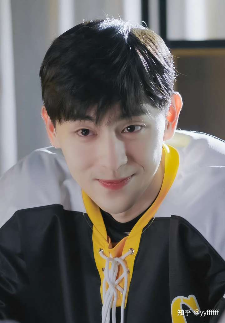 介绍一下你的本命爱豆?