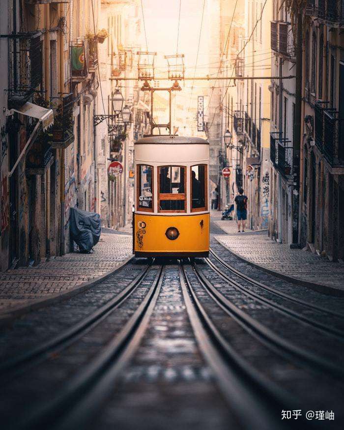 来自天堂的魔鬼 抖音爆火 总有一个人 纠缠你一生 知乎