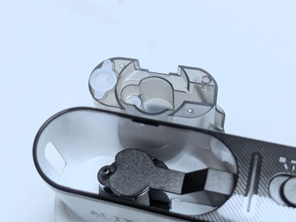 ACTXA阿卡驰手持增压挂烫机 AI-H01:小身材,大增压,轻松打理所有衣物,无论居家还是出差旅游都ok!