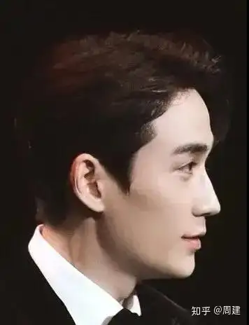 拥有了高鼻梁的这些男明星侧脸到底有多加分