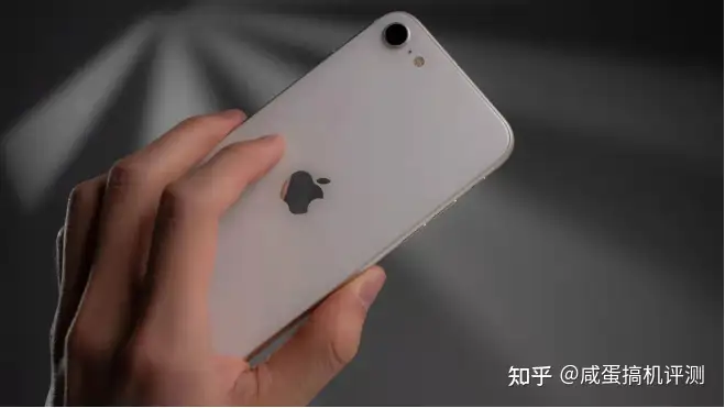 真的会有人买苹果iPhone se3吗? - 夜行童子的回答- 知乎