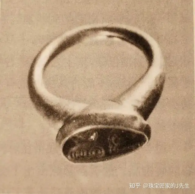 带有中国古代阴阳图案的戒指-
