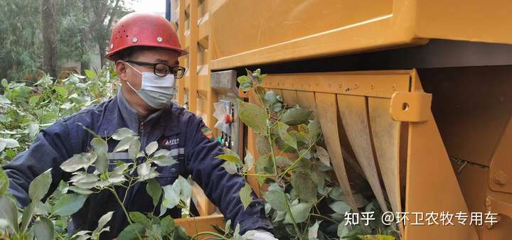 园林垃圾废弃物粉碎车(图2) 园林垃圾废弃物粉碎车(图2)