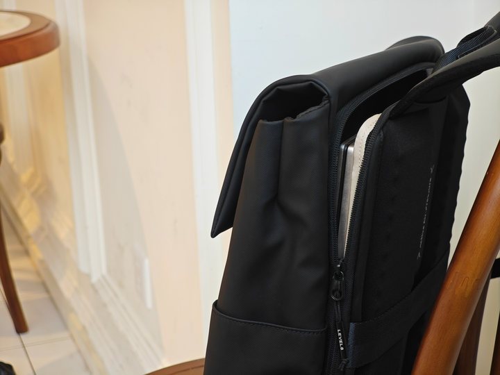 见客户不狼狈！地平线 8 号 moment，通勤出差都体