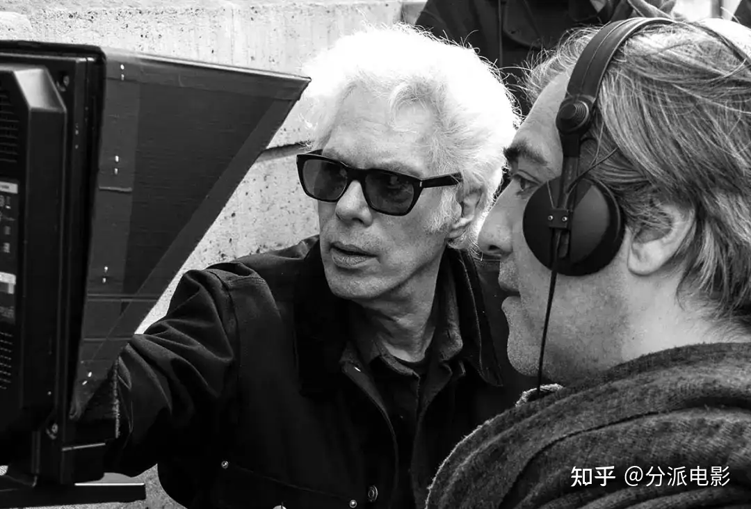 《父母姐弟》它被戛纳退片，却拿了威尼斯金狮奖