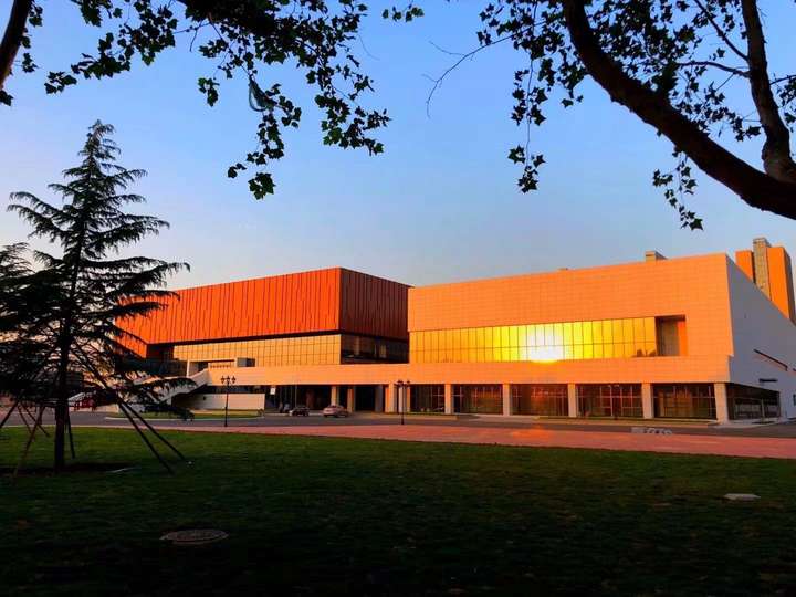 6 人赞同了该回答 本人是齐工大的学生,去年学校与山东省科学院整合